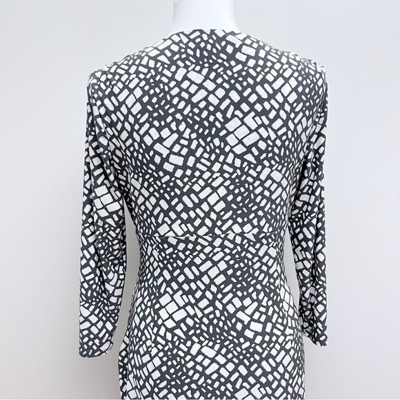 Lauren Ralph Lauren Block Print V Neck Faux Wrap Knee Length Shift Dress Size 8 - Picture 9 of 13